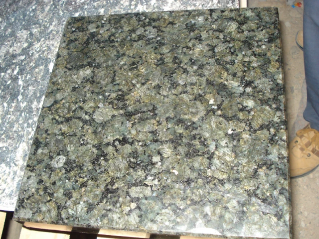 Green pearl granite with top high class polished